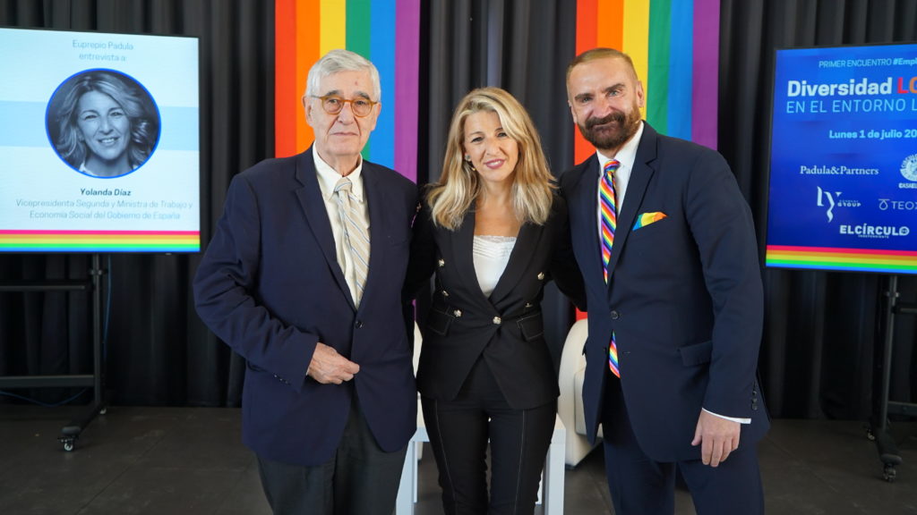 Juan Miguel Hernández Leo?n (Ci?rculo de Bellas Artes), Yolanda Di?az (Vicepresidenta Segunda) y Euprepio Padula (Padula&Partners)